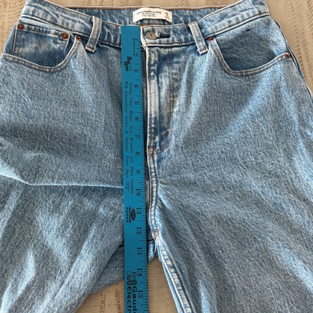 Abercrombie Fitch The 90s Straight Ultra High Rise Curve Love Light Size 29 8xs - Picture 6 of 7